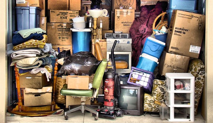 hoarding materialsim